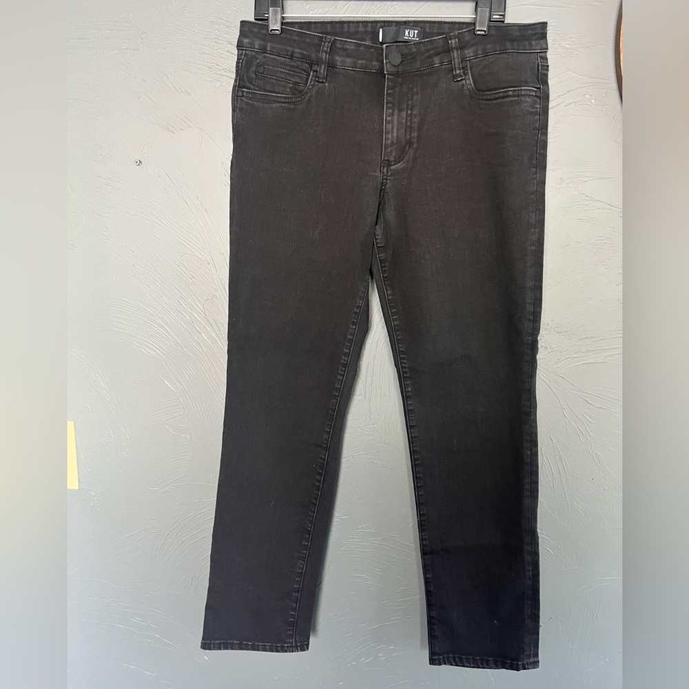 Kut from the Kloth women’s Catherine boyfriend fit Black Jeans